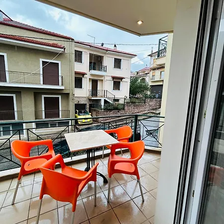 Basis Apartment Karpenisi Exterior photo