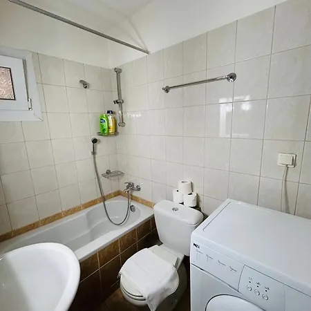 Basis Apartment Karpenisi Exterior photo