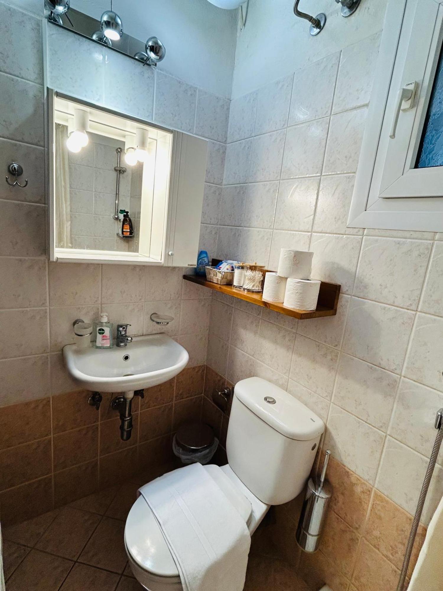 Basis Apartment