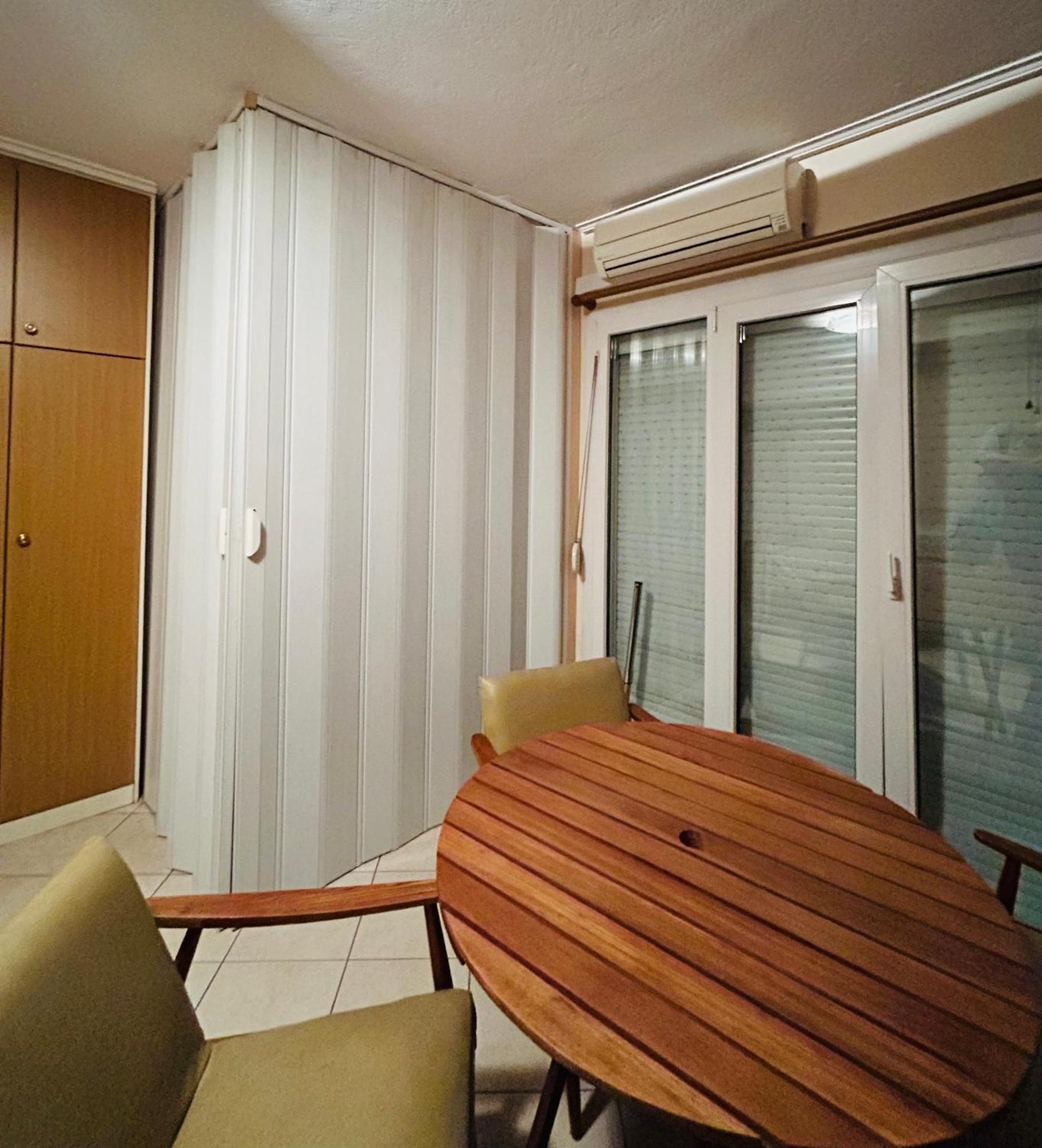 Basis Apartment *