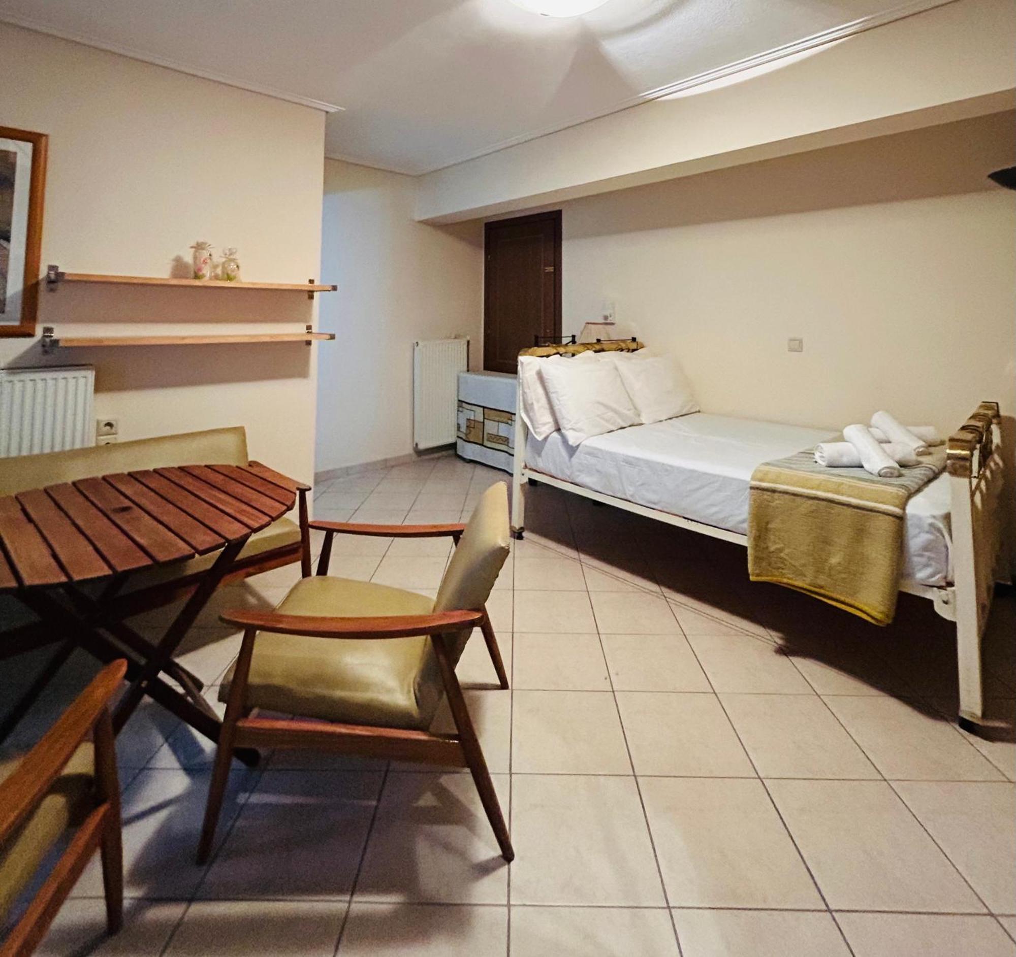 Apartment Basis *